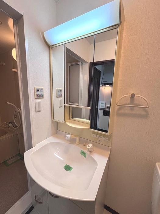 物件内観写真10　(洗面)