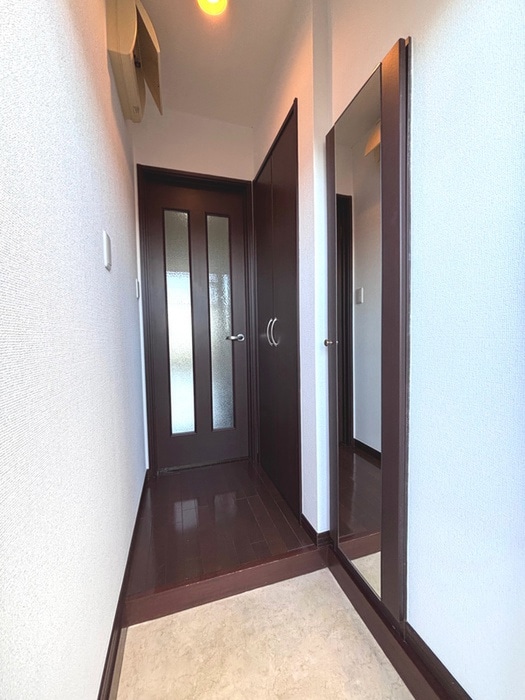 物件内観写真15　(廊下)