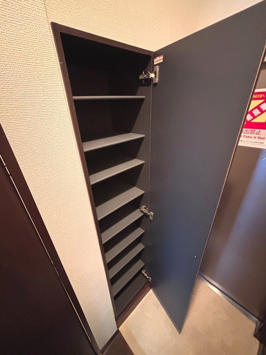 物件内観写真16　(靴箱)