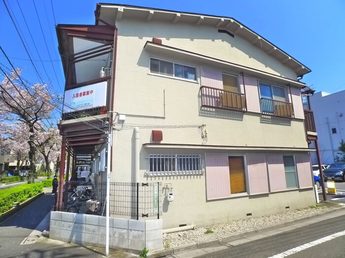 優栄荘の物件外観写真