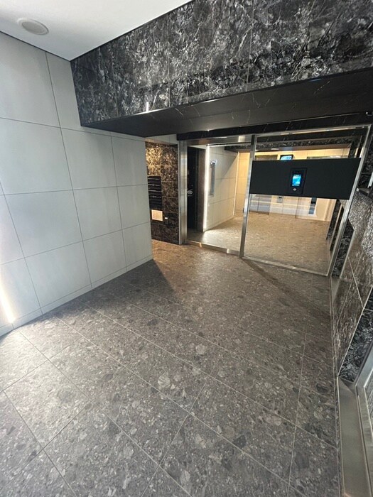 マーロ後楽園(1001)のエントランス部分