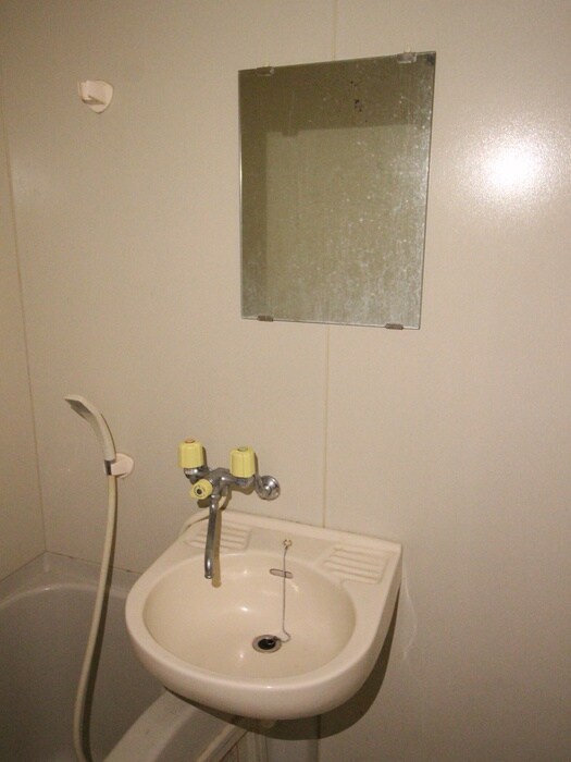 物件内観写真8　(洗面)