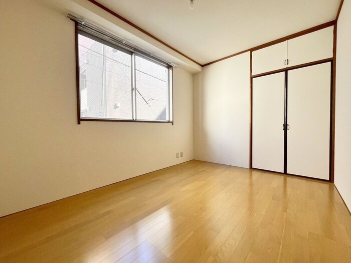 物件内観写真18　(居室)