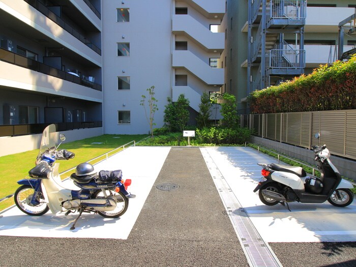 物件外観写真6　(建物設備)