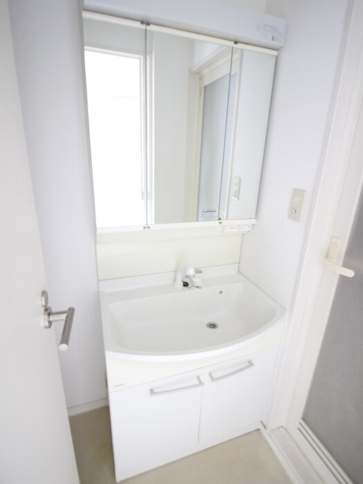 物件内観写真14　(洗面)