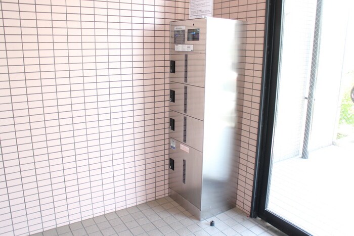 物件外観写真4　(建物設備)