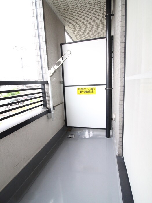 物件内観写真16　(ベランダ・バルコニー)