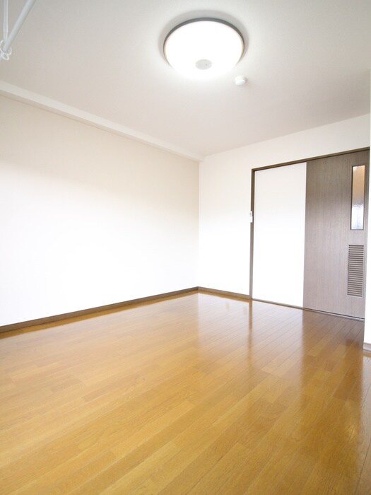 物件内観写真19　(居室)