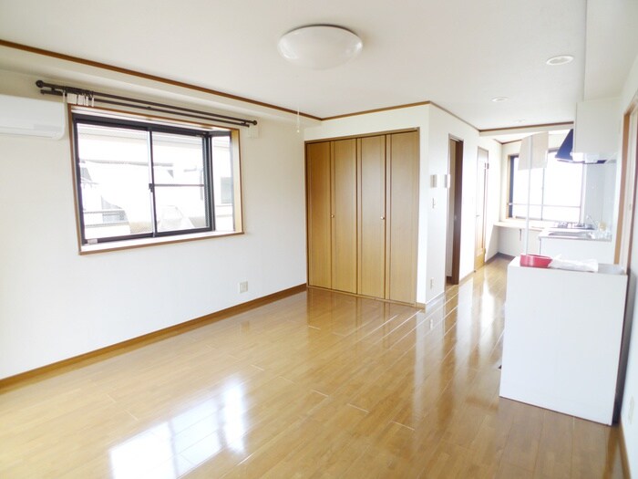 物件内観写真6　(居室)