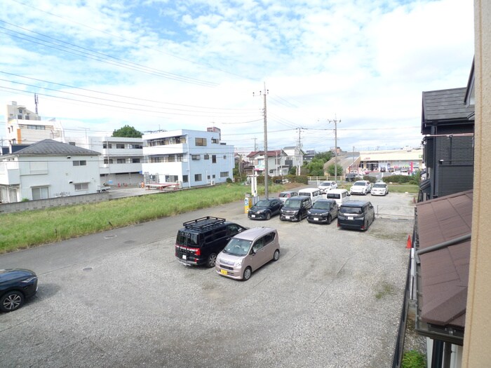 物件内観写真15　(室内からの展望)