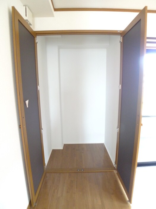 物件内観写真19　(収納)