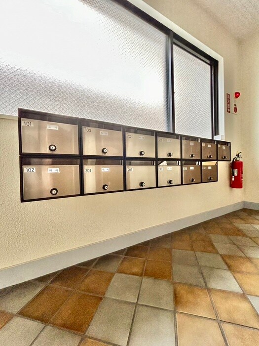 物件外観写真4　(建物設備)