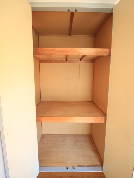 物件内観写真8　(収納)