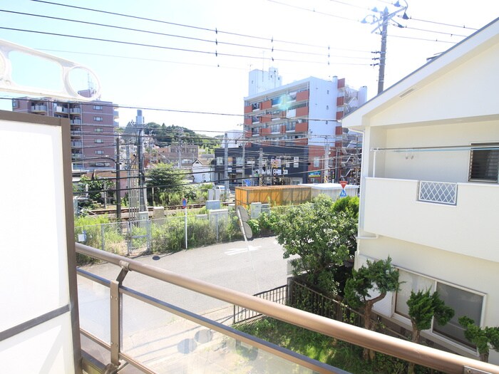 物件内観写真12　(室内からの展望)