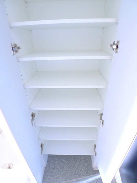 物件内観写真18　(靴箱)