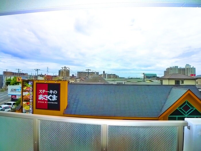 物件内観写真22　(室内からの展望)