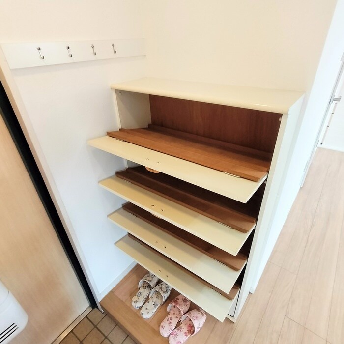 物件内観写真13　(靴箱)
