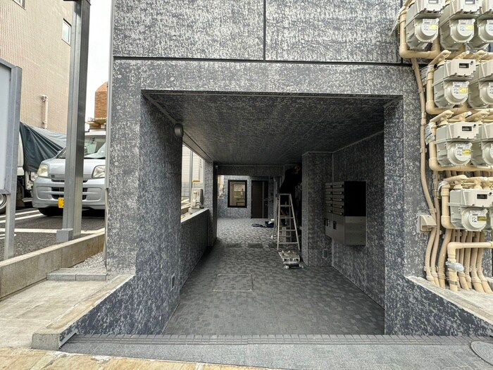 アンダーズ　レジデンス北新宿のエントランス部分