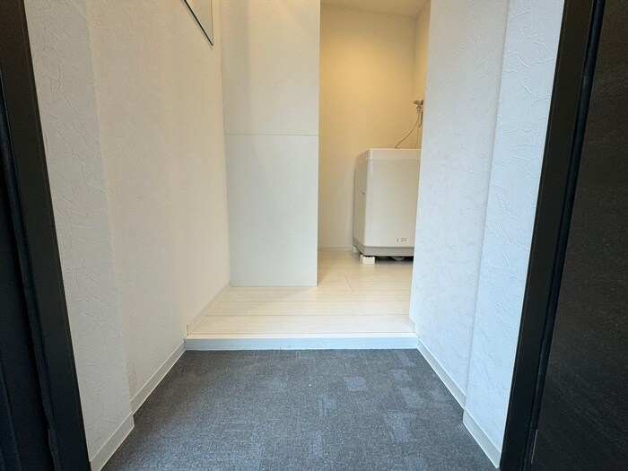 アンダーズ　レジデンス北新宿の玄関