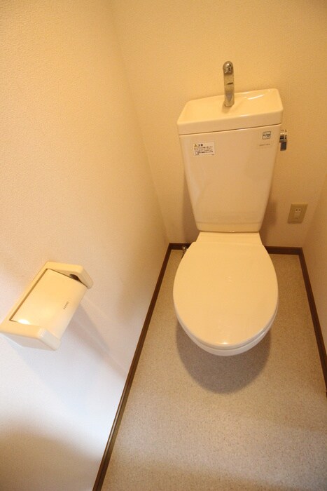 物件内観写真12　(トイレ)