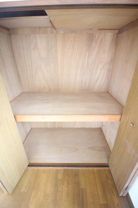 物件内観写真15　(収納)