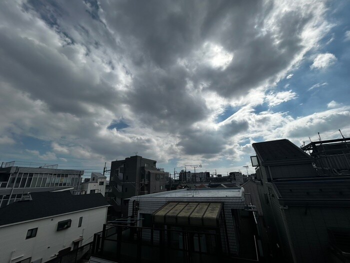 物件内観写真22　(室内からの展望)