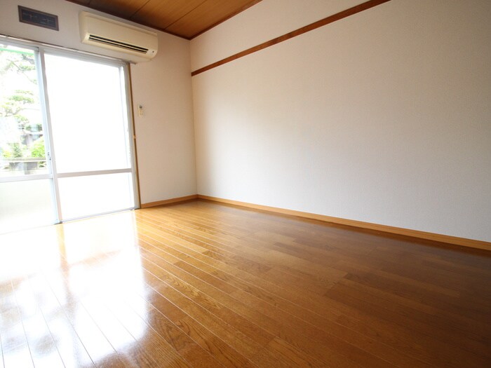 物件内観写真11　(居室)