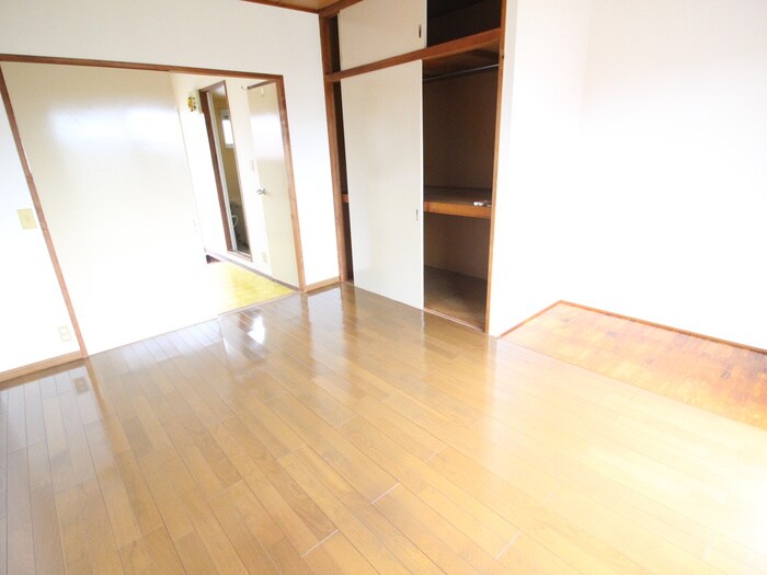 物件内観写真13　(居室)