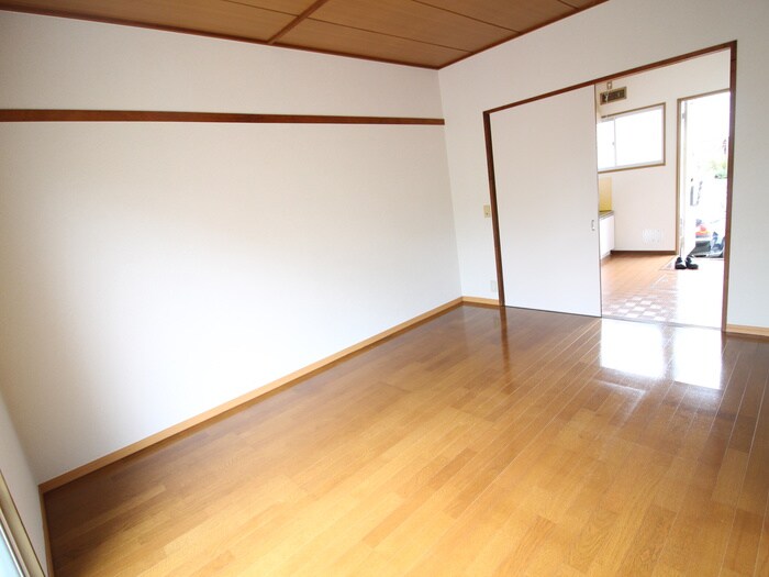 物件内観写真13　(居室)