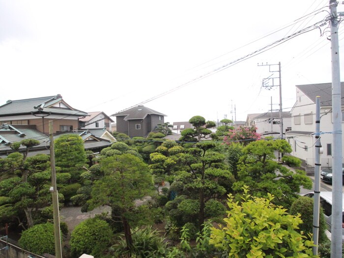 物件内観写真17　(室内からの展望)