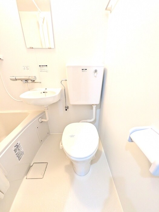 物件内観写真15　(トイレ)