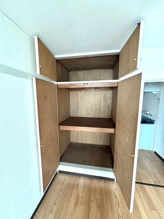 物件内観写真10　(収納)