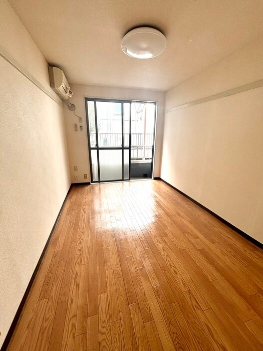 物件内観写真17　(居室)