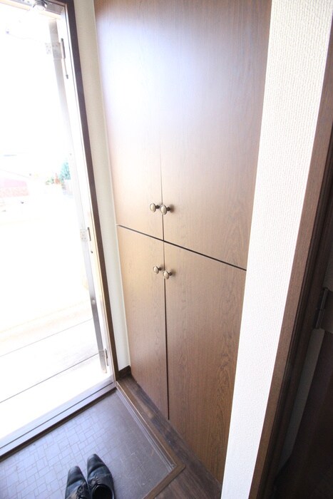 物件内観写真17　(靴箱)