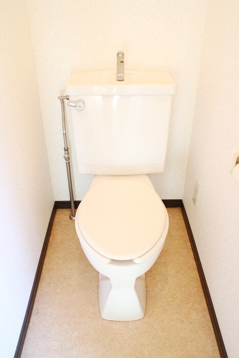 物件内観写真14　(トイレ)