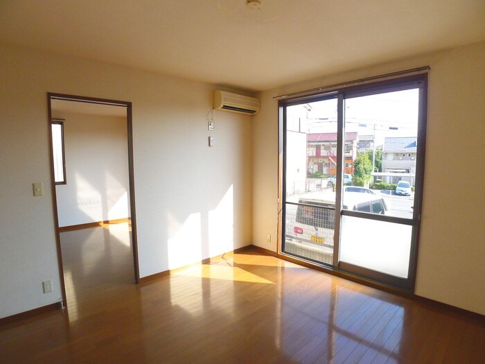 物件内観写真17　(居室)