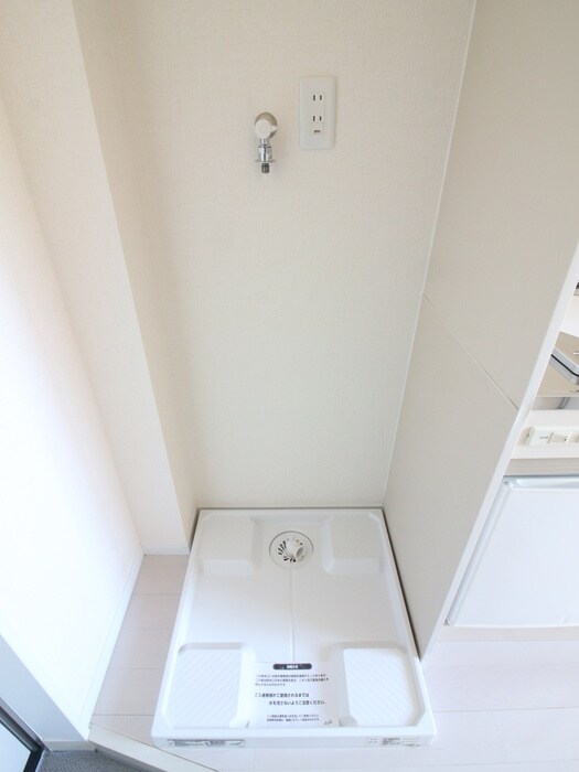 物件内観写真13　(洗濯機置場)