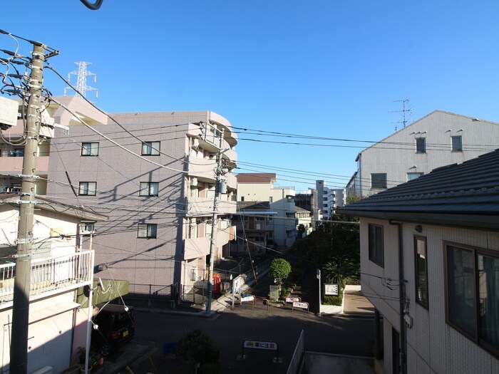 物件内観写真22　(室内からの展望)