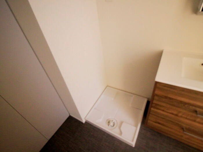 物件内観写真15　(洗濯機置場)