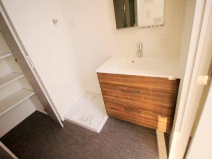 物件内観写真16　(洗面)