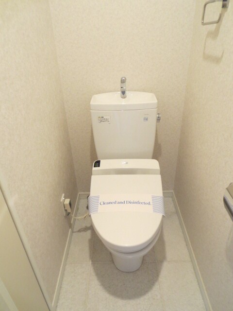 物件内観写真14　(トイレ)