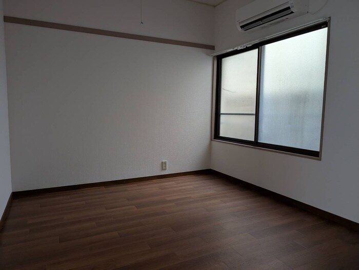 物件内観写真6　(居室)