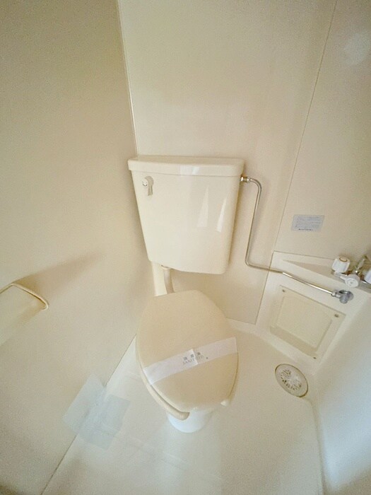 物件内観写真12　(トイレ)