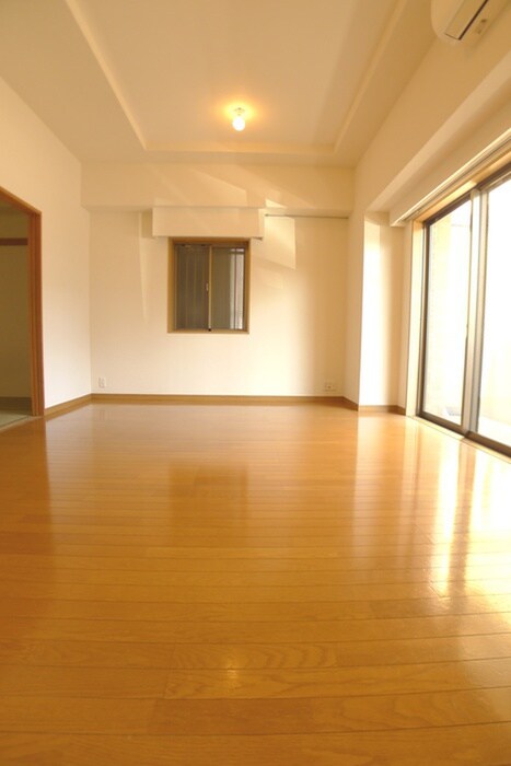 物件内観写真4　(居室)