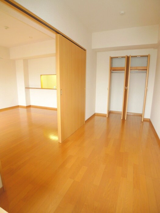 物件内観写真5　(居室)