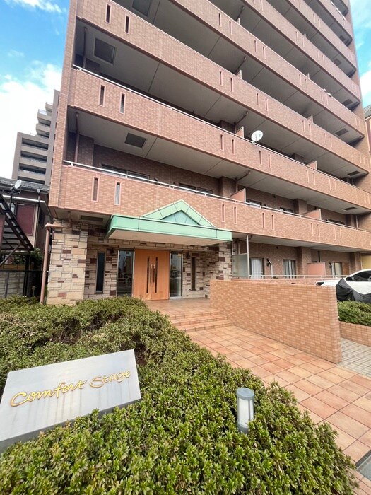 物件外観写真3　(駐車場)