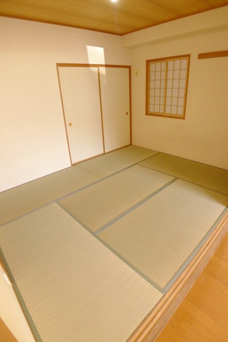 物件内観写真12　(居室)