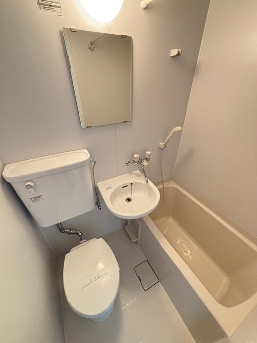 アネックス上野毛のバス