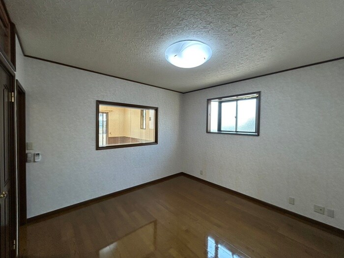 物件内観写真12　(居室)