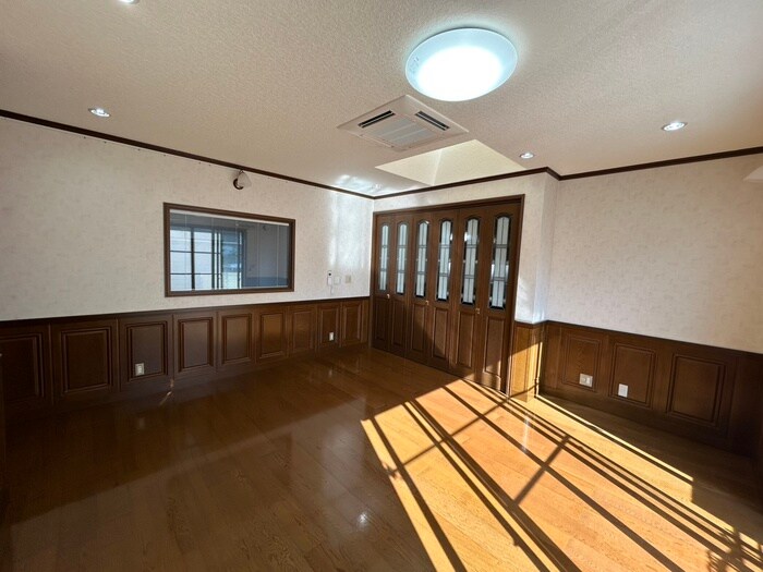 物件内観写真13　(居室)